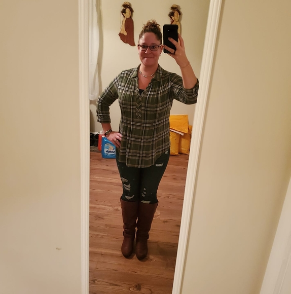 Meet your Posher, Maria - Picture 1 of 1